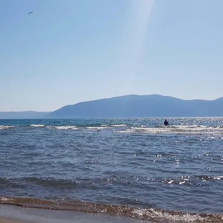 An&zet Vlorë